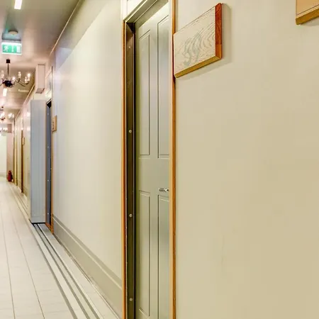 Stylish Studio In Perfect Location, 24h Reception